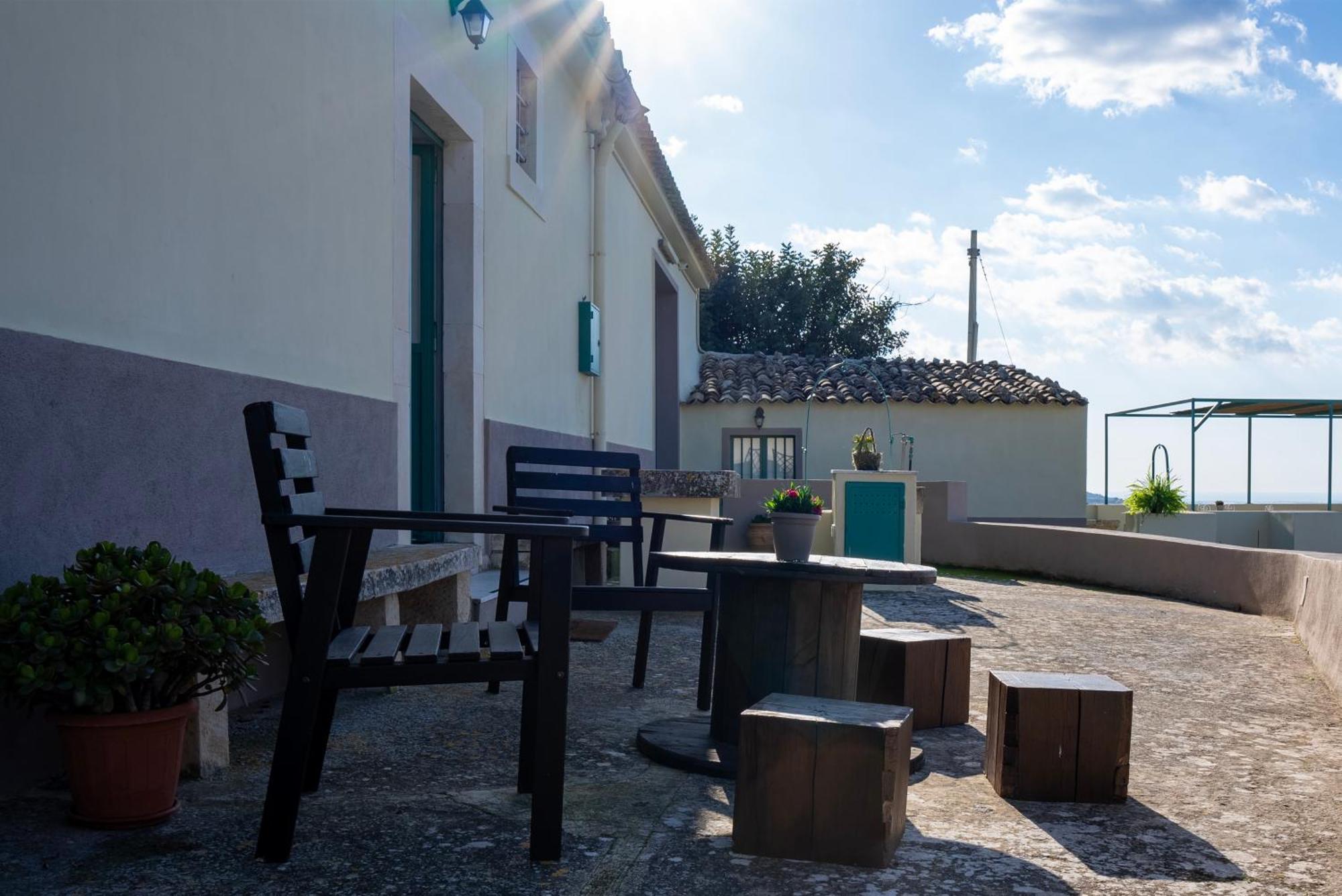 Apartamento La Dimora Delle Coste Comiso Exterior foto