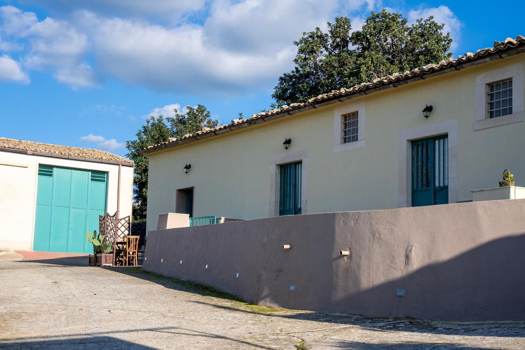 Apartamento La Dimora Delle Coste Comiso Exterior foto